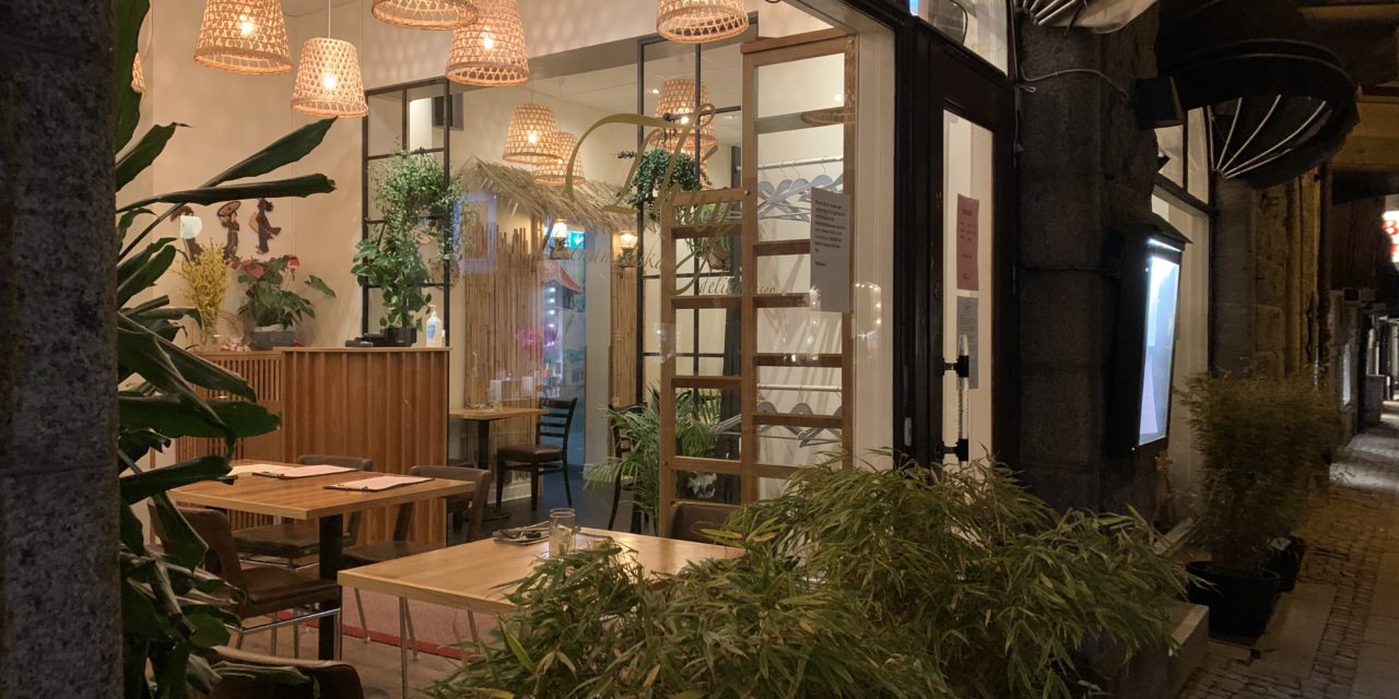 Folktomt på Thúy…