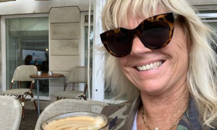 Jag åker till Köpenhamn – i min combatjacka med svenska flaggan!