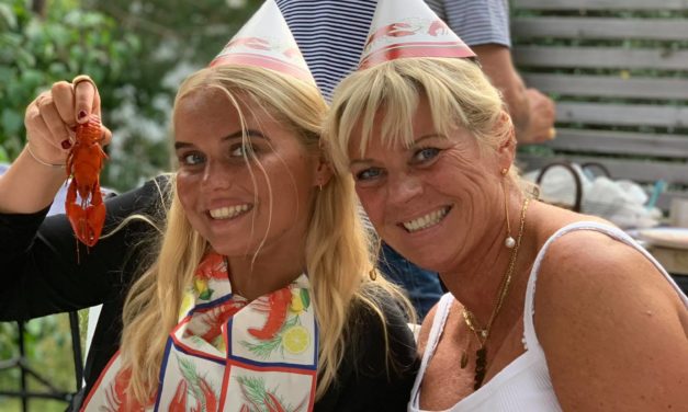 Vi firar alla födelsedagar på en gång! Med en hejdundrande kräftskiva!