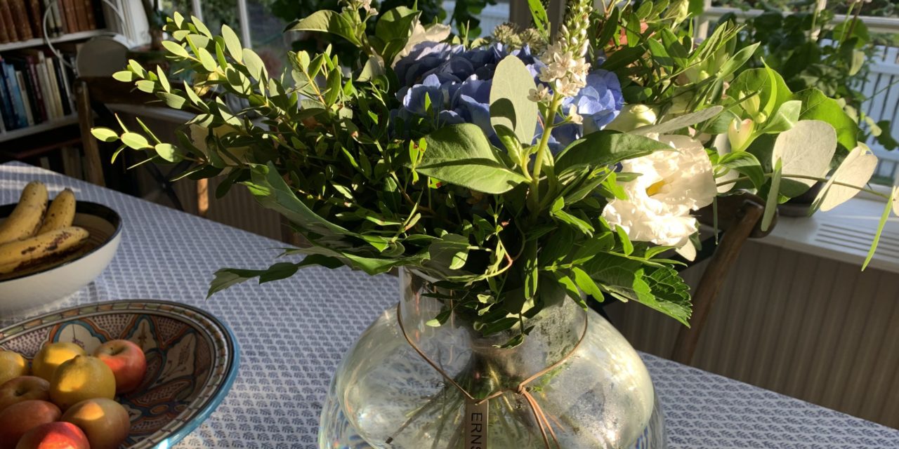 Varje fredag får jag fantastiska blommor av min älskling!