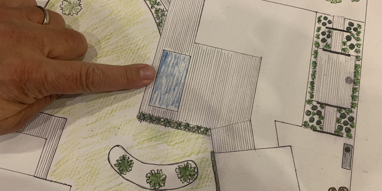 Nu har vi sått första fröet till vår nya trädgård!