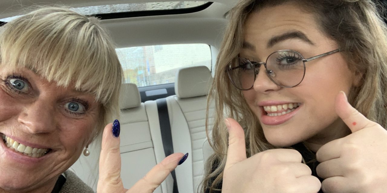 Vi vinkar av Nanna som ska iväg på nya spännande äventyr!