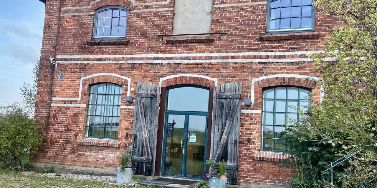 En lycklig slump som ledde till Kabusa Art Gallery och ett lyckat spontanköp!