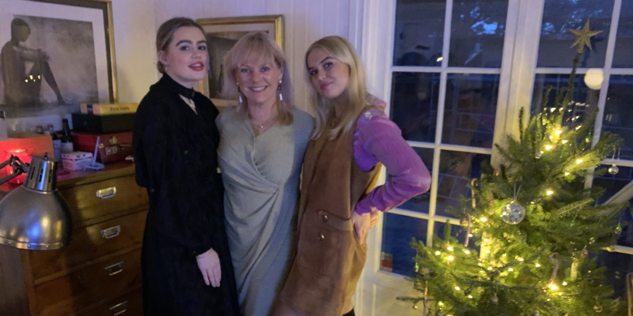 Toppenjul x 2, sköna promenader, coronatest och födelsedagsfirande