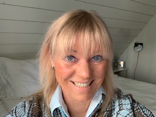 0E9DBD26-9FB8-4282-8BE4-E31FEF3D996B Blått är alltid flott