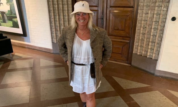 Vit klänning = sommarkänsla!