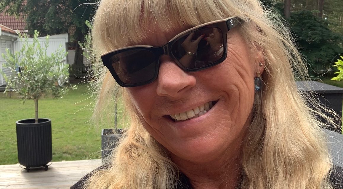 Och här kommer en annan typ av väst – kostymvästen!