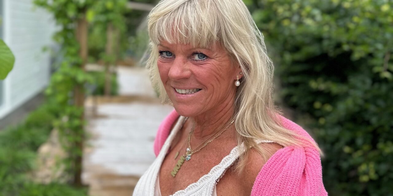 Bloggen tar lite semester. Liksom jag.