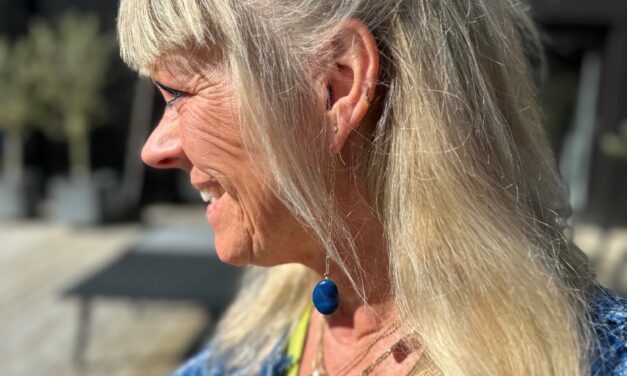 Nej, nu bara måste jag pusha för min dotters fantastiska smycken!